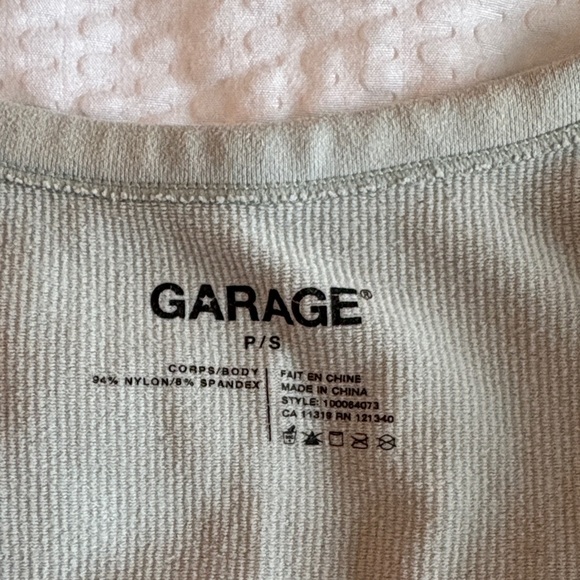 Garage Light Green Ribbed Crop Top - Picture 2 of 3